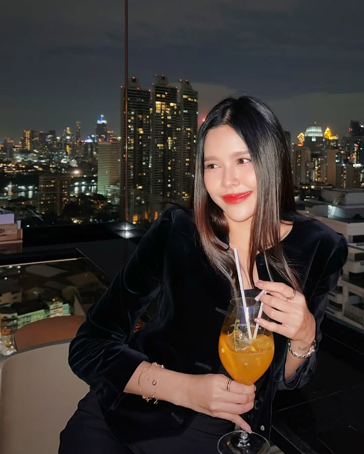 ไข่มุก - รุ่งรัตน์ เหม็งพานิช