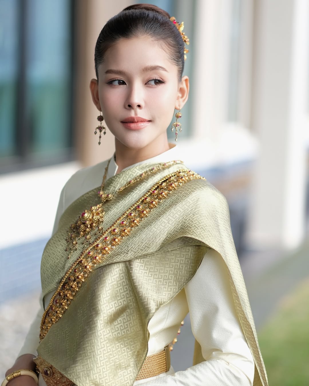 ไข่มุก - รุ่งรัตน์ เหม็งพานิช