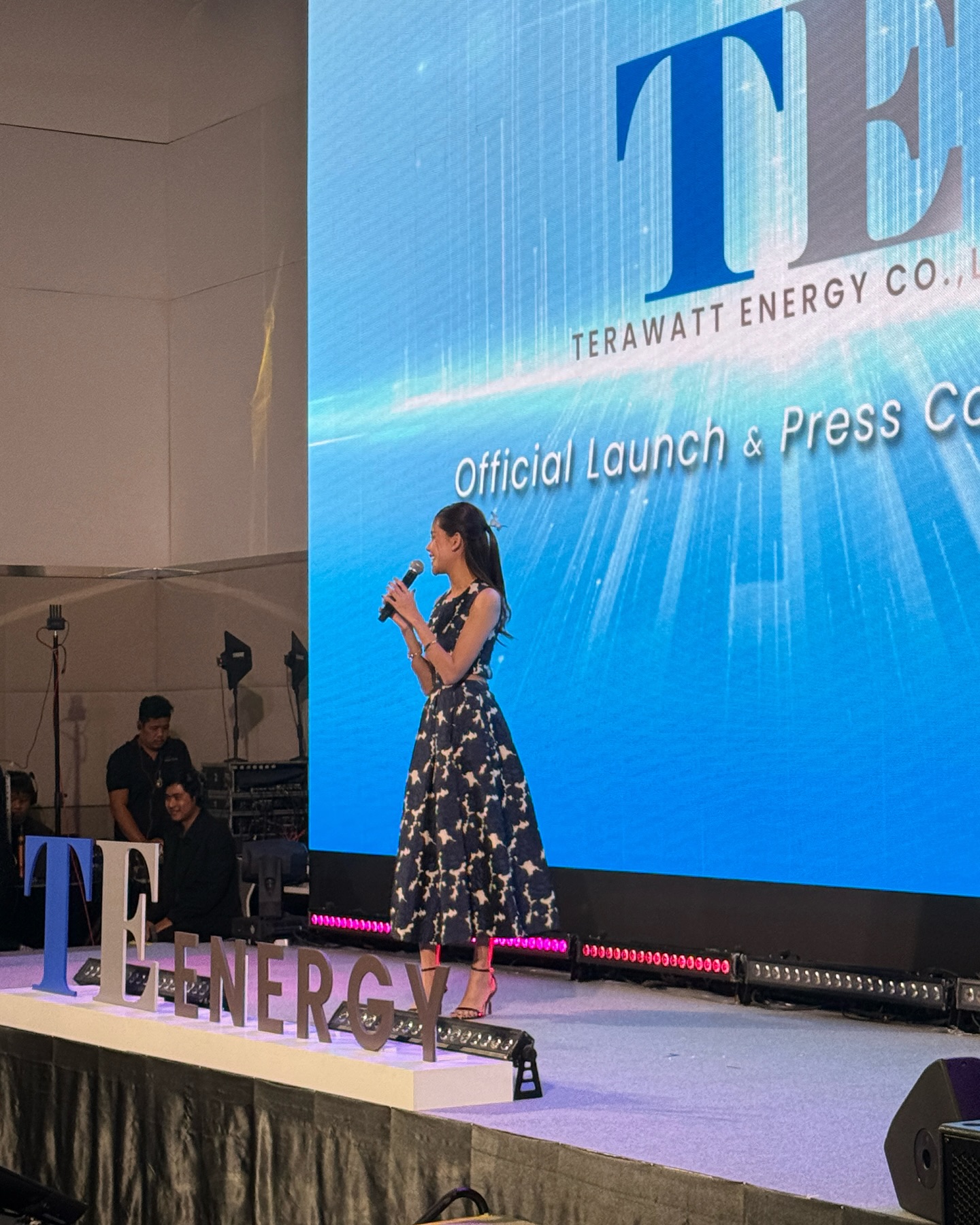 ไข่มุก - รุ่งรัตน์ เหม็งพานิช