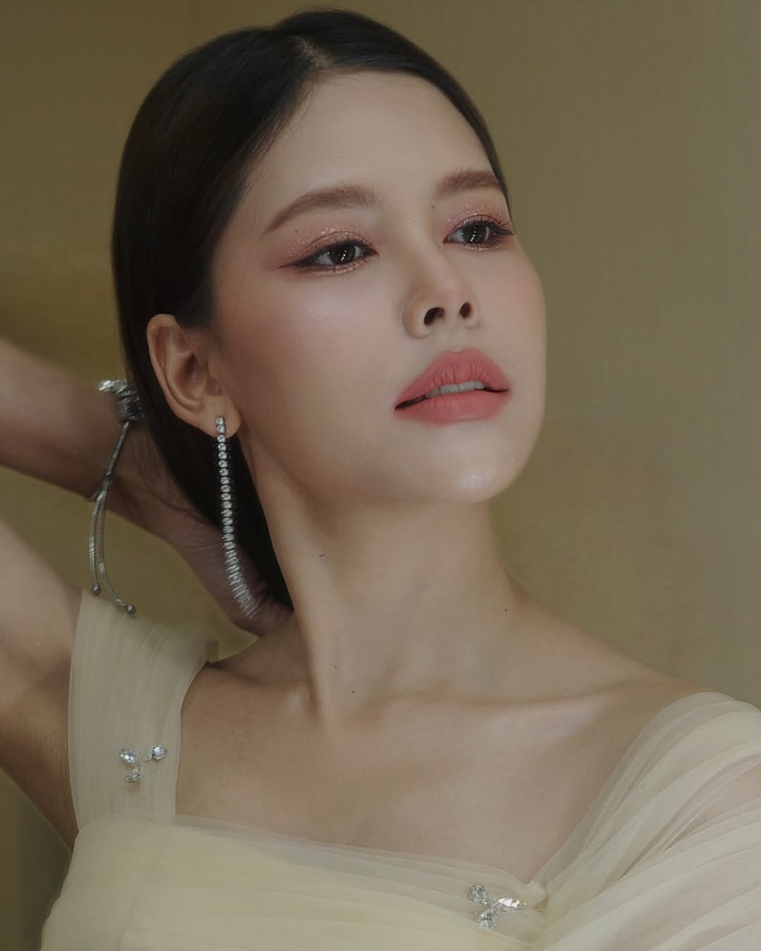 ไข่มุก - รุ่งรัตน์ เหม็งพานิช