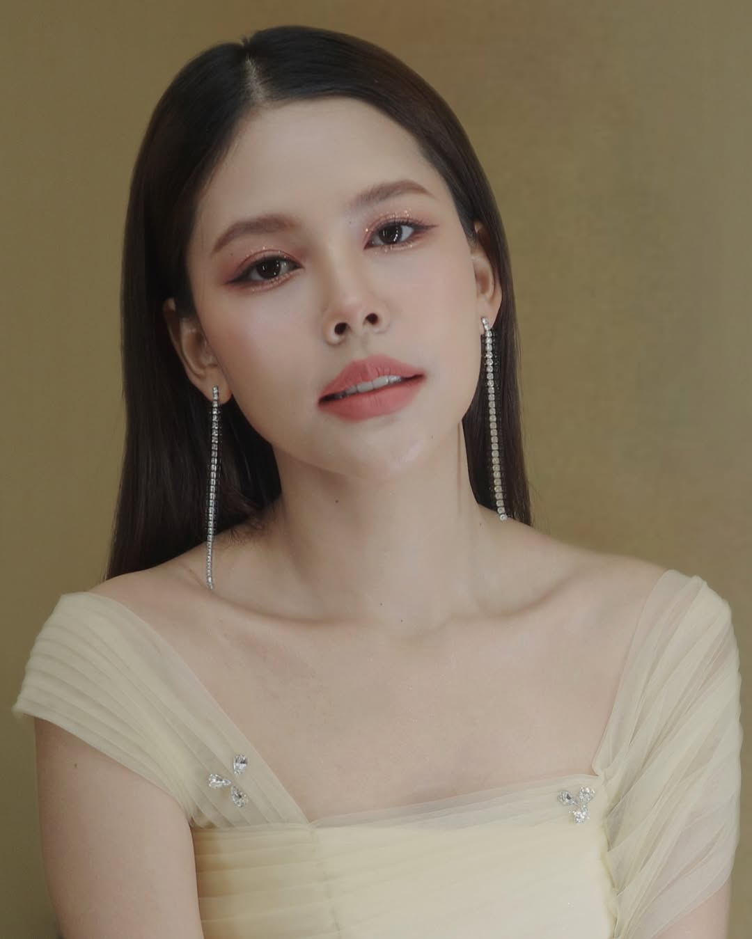ไข่มุก - รุ่งรัตน์ เหม็งพานิช