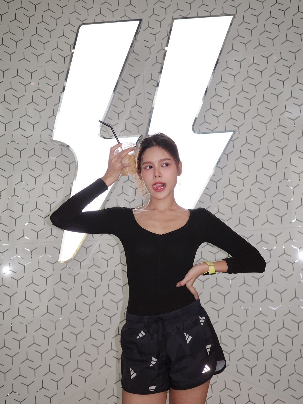 ไข่มุก - รุ่งรัตน์ เหม็งพานิช