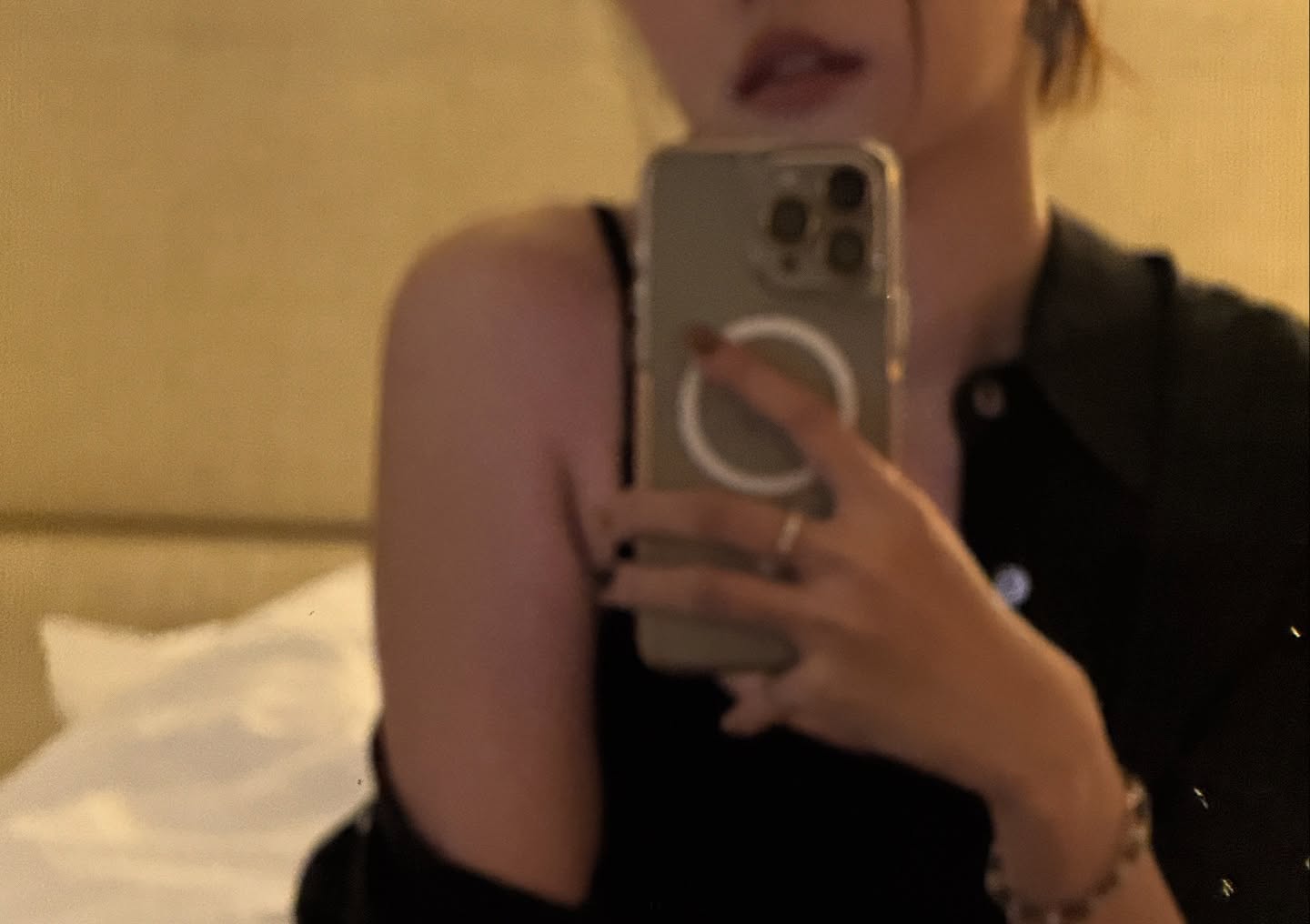 ไข่มุก - รุ่งรัตน์ เหม็งพานิช