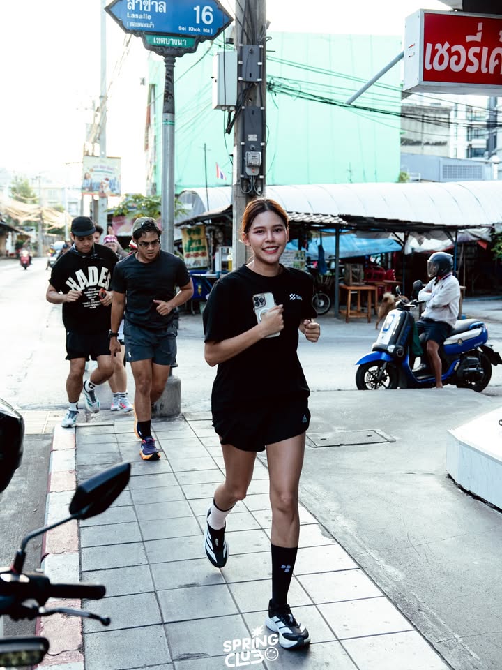 ไข่มุก - รุ่งรัตน์ เหม็งพานิช