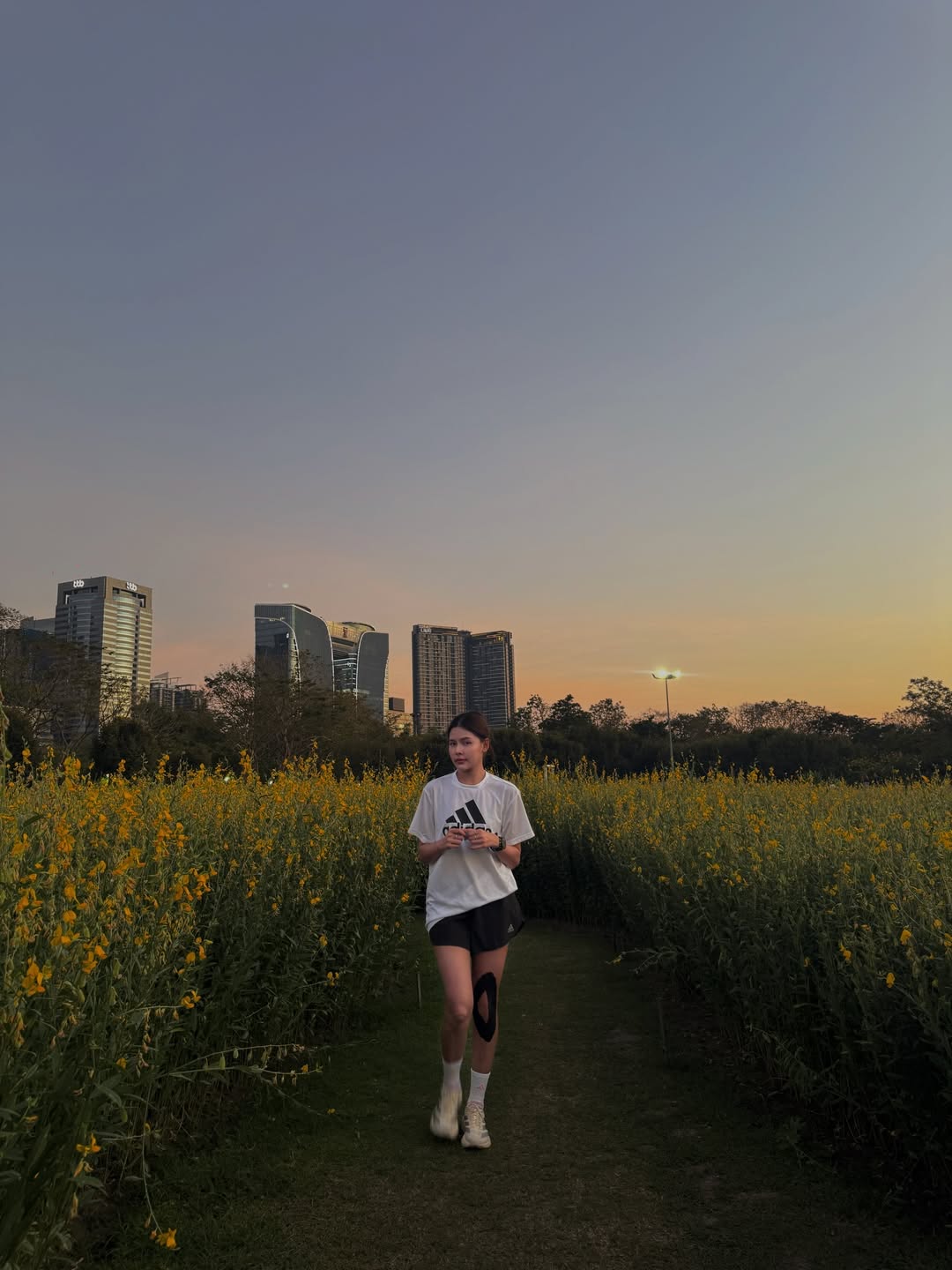 ไข่มุก - รุ่งรัตน์ เหม็งพานิช