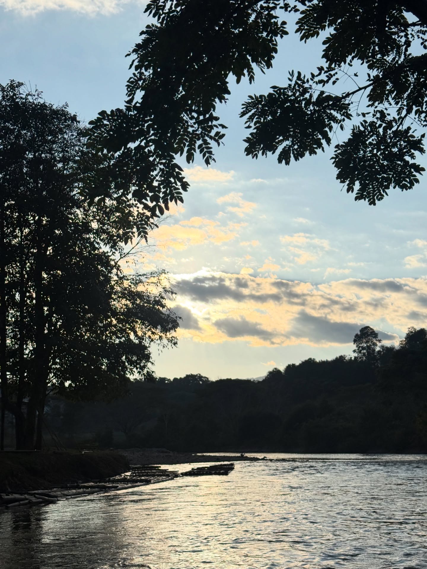 ไข่มุก - รุ่งรัตน์ เหม็งพานิช