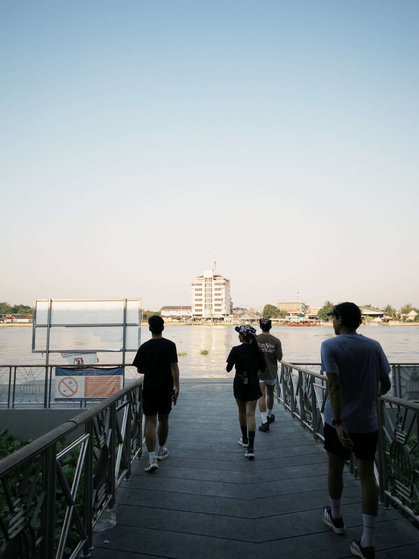 ไข่มุก - รุ่งรัตน์ เหม็งพานิช