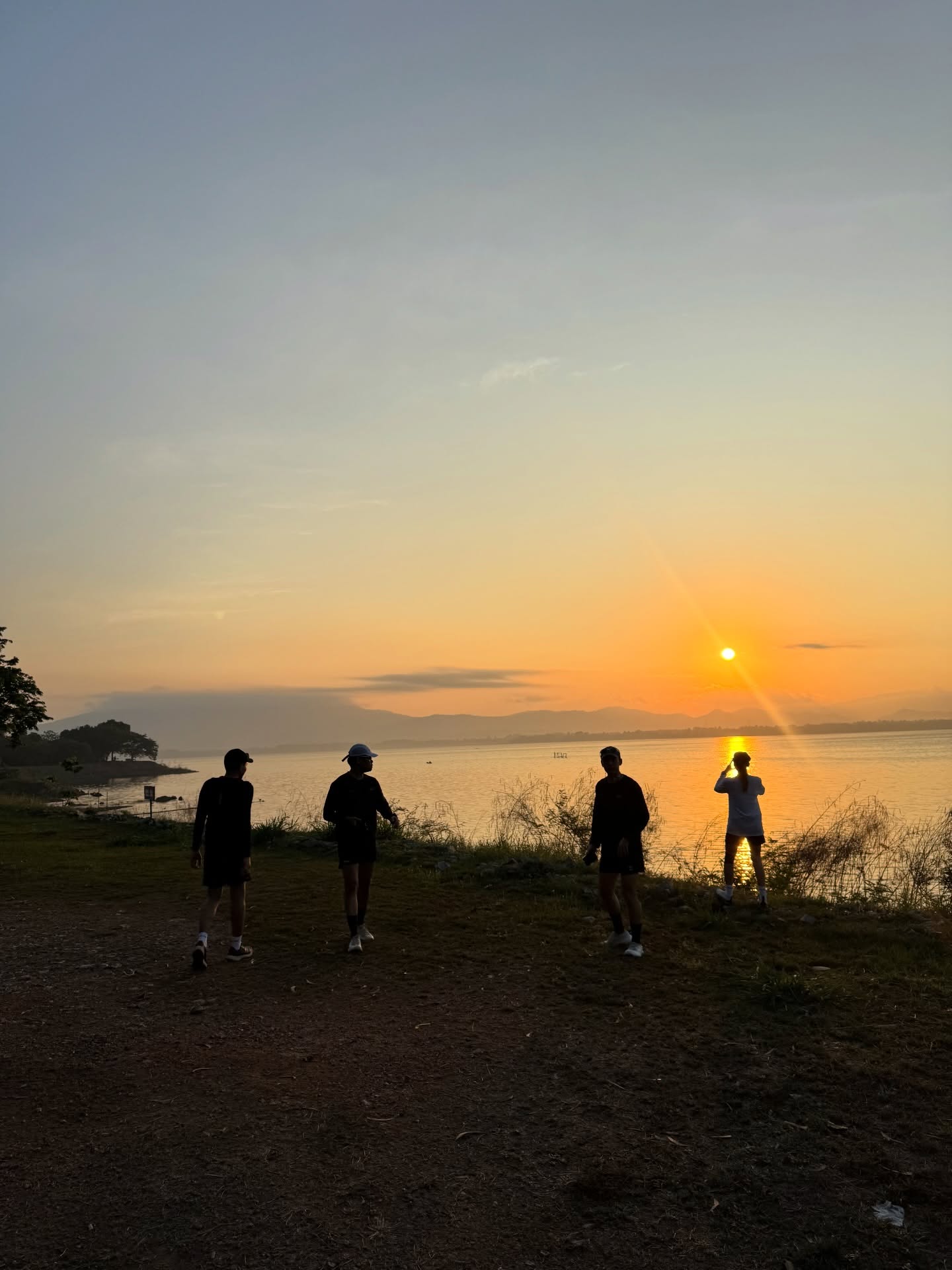 ไข่มุก - รุ่งรัตน์ เหม็งพานิช