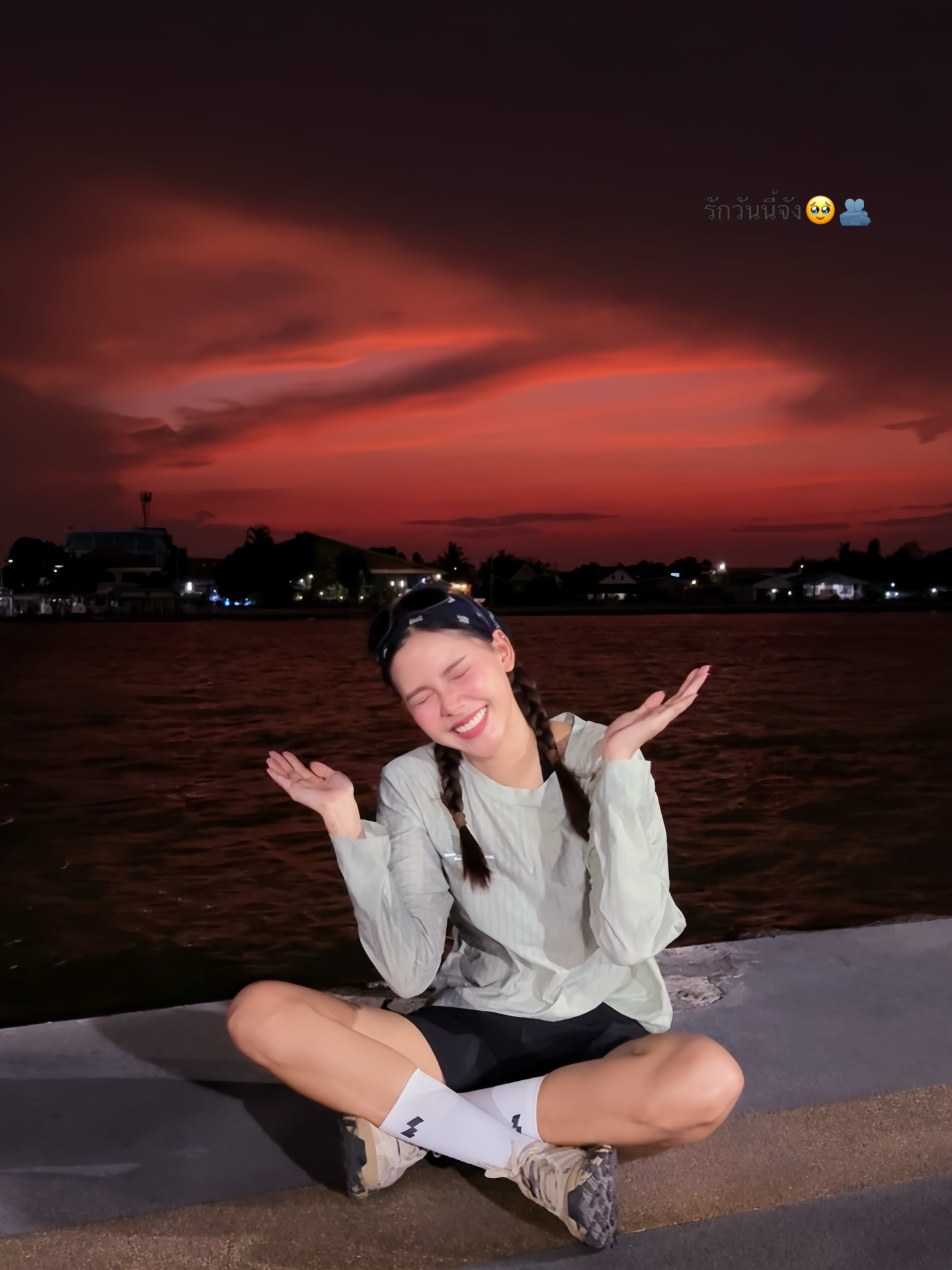 ไข่มุก - รุ่งรัตน์ เหม็งพานิช