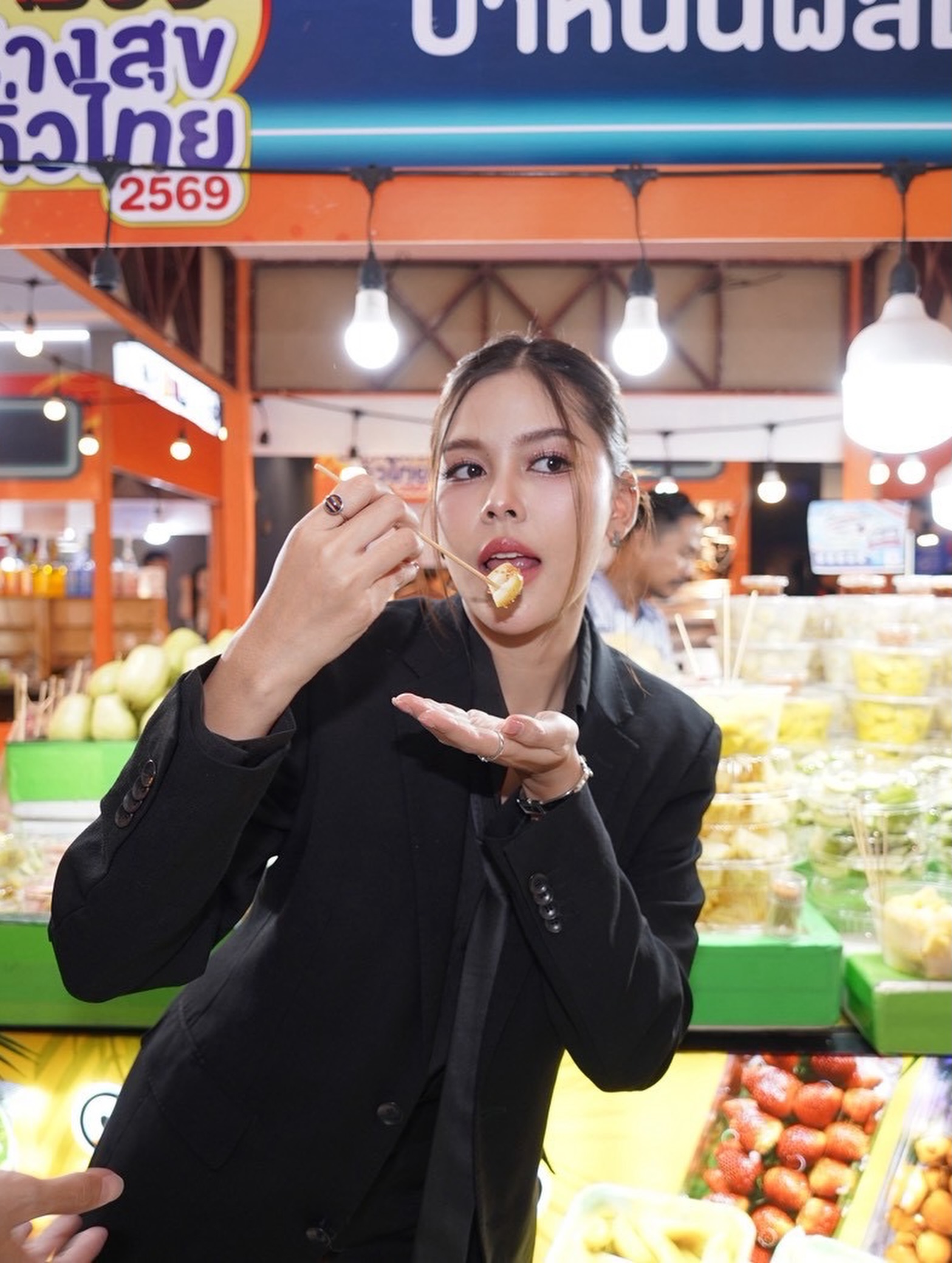 ไข่มุก - รุ่งรัตน์ เหม็งพานิช