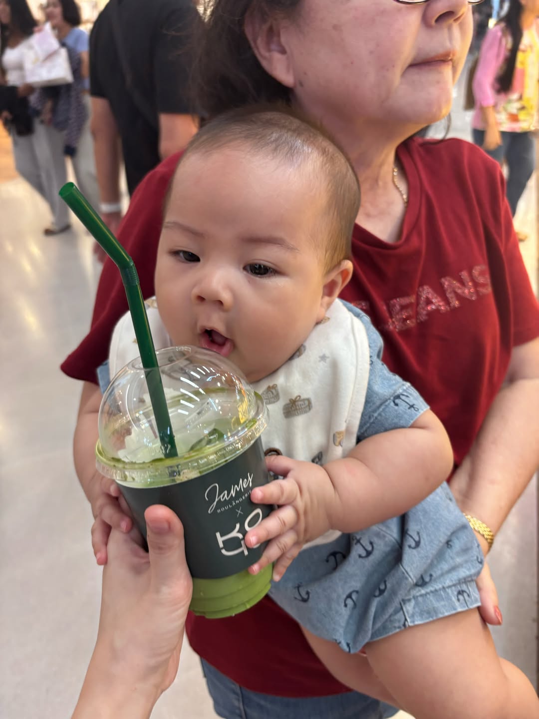 ไบรท์ - วิชเวช เอื้ออำพน