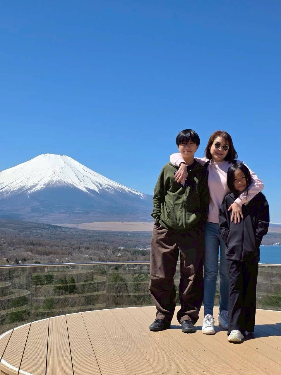 นิหน่า - สุฐิตา ปัญญายงค์