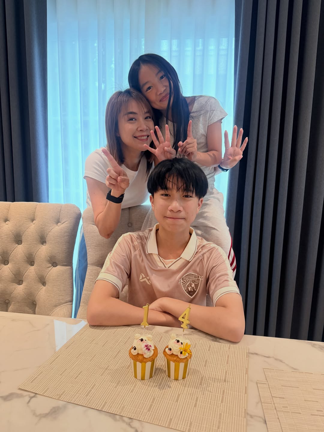 นิหน่า - สุฐิตา ปัญญายงค์