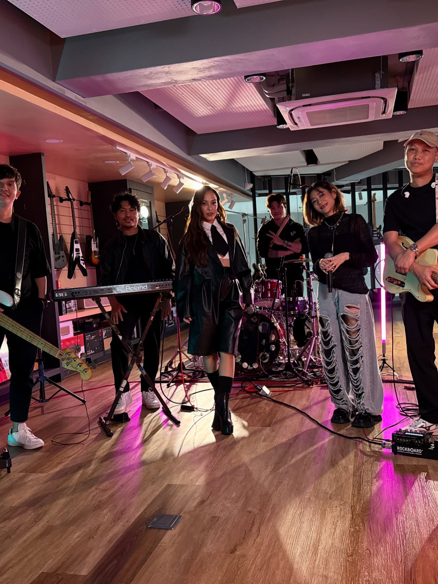 ซาร่า - นลิน โฮเลอร์