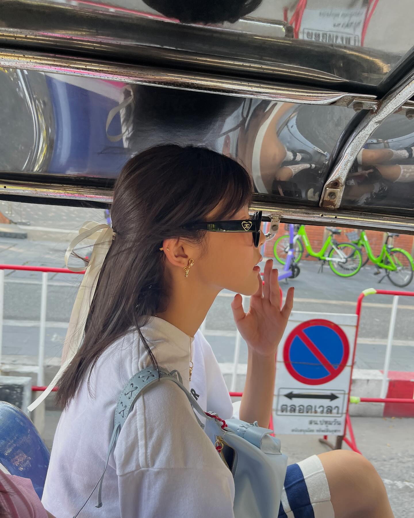 ใบปอ - ธิติยา จิระพรศิลป์