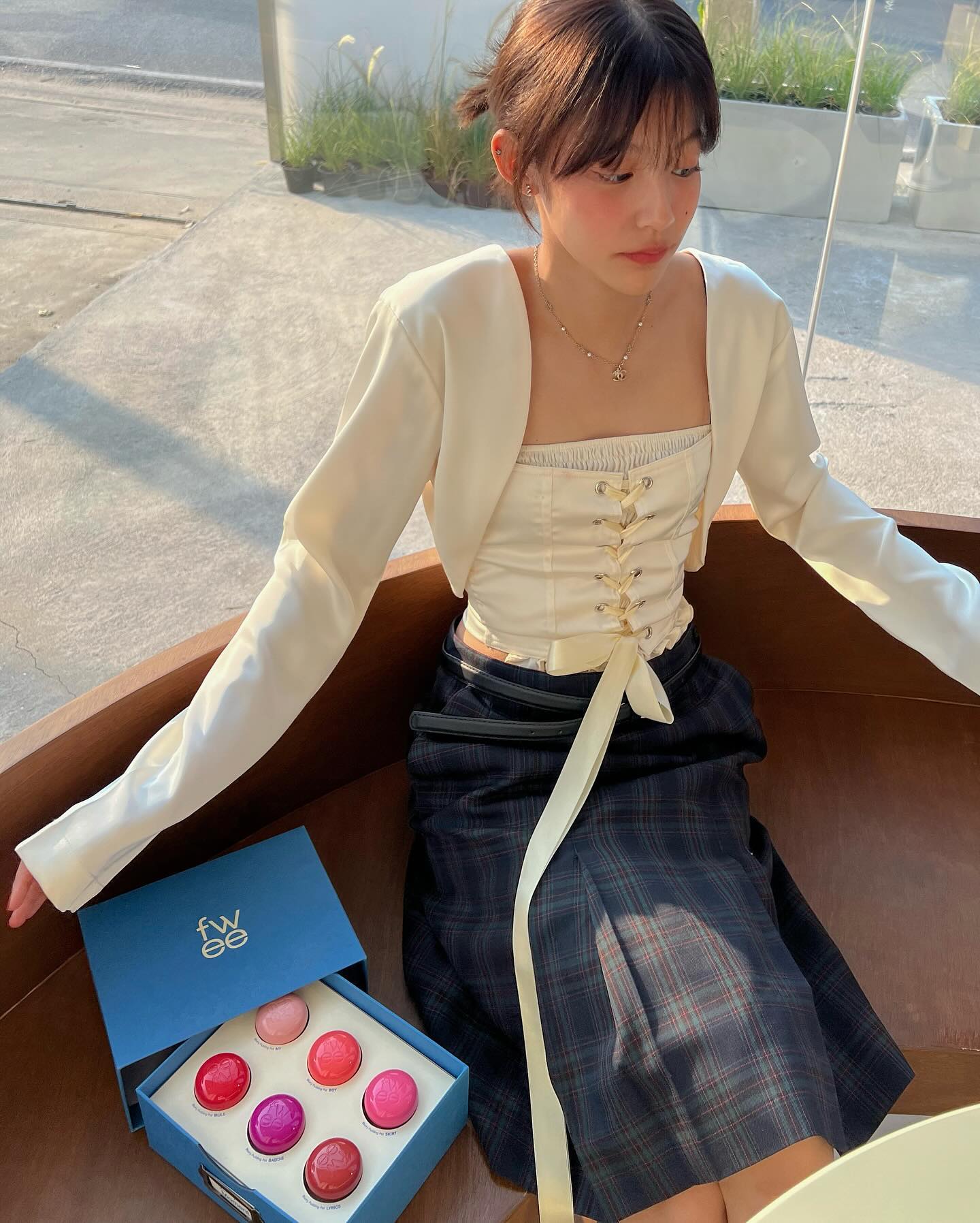ใบปอ - ธิติยา จิระพรศิลป์