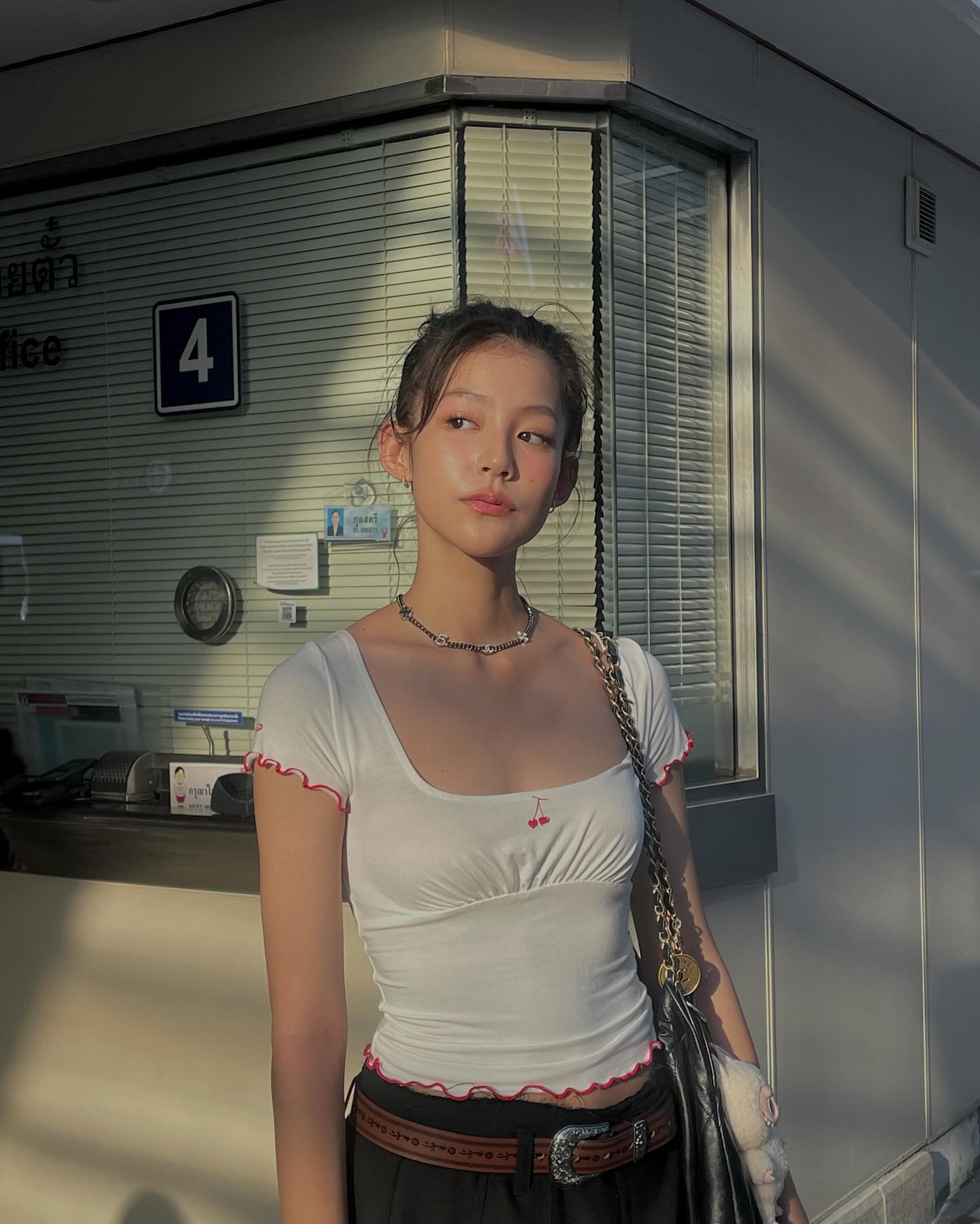 ใบปอ - ธิติยา จิระพรศิลป์