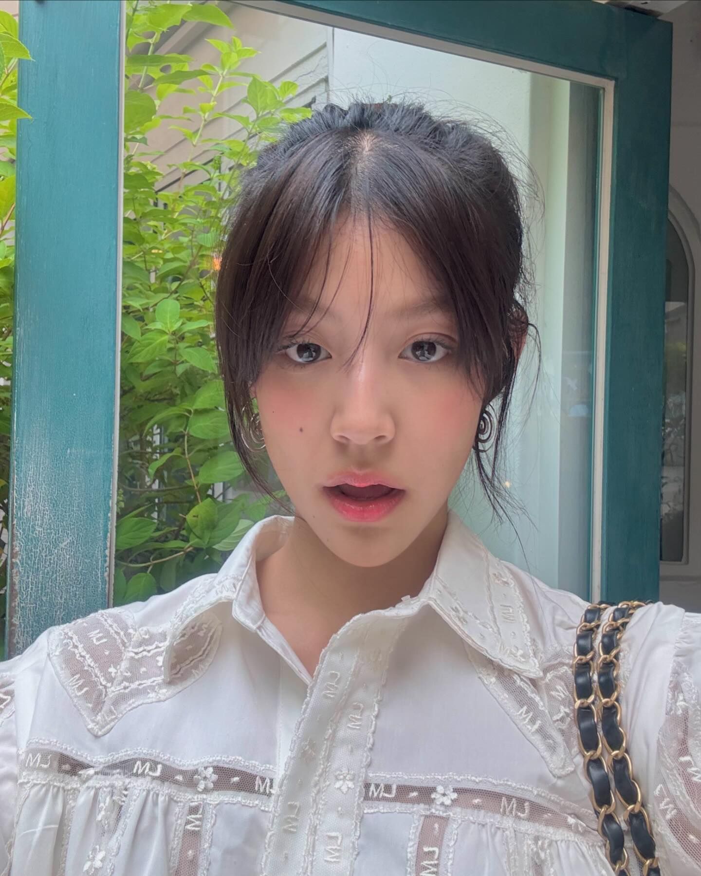 ใบปอ - ธิติยา จิระพรศิลป์