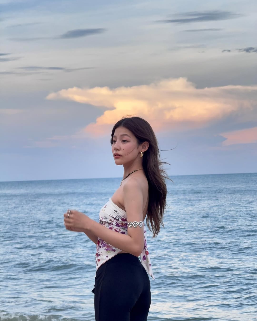 ใบปอ - ธิติยา จิระพรศิลป์