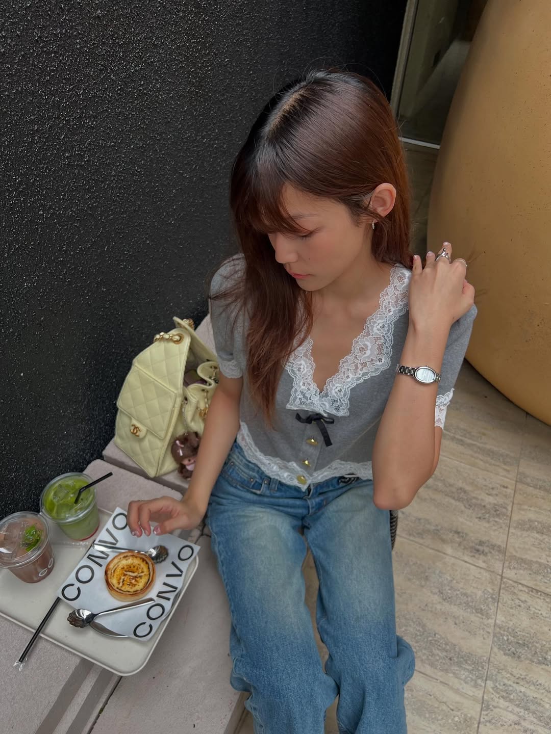 ใบปอ - ธิติยา จิระพรศิลป์