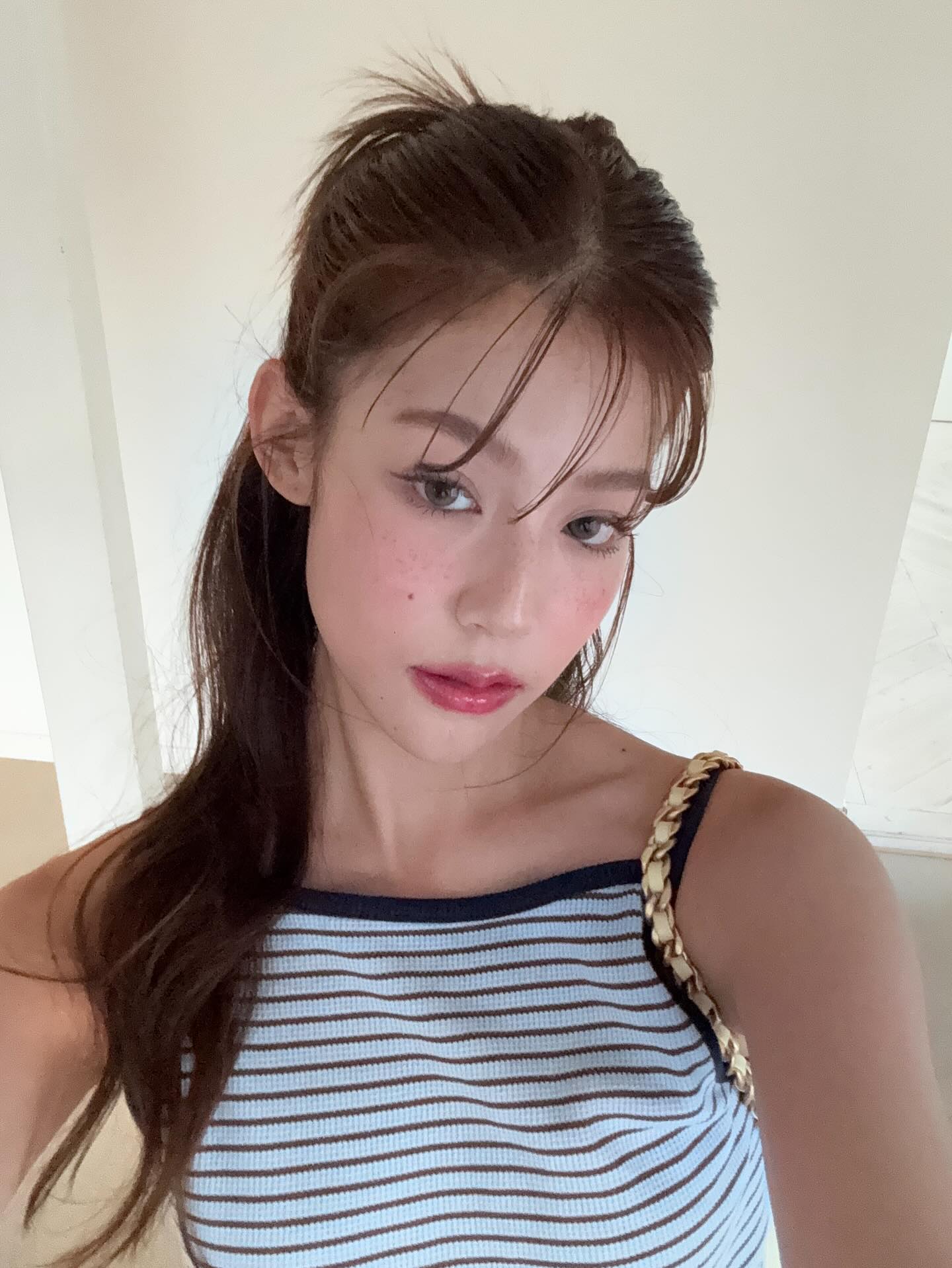 ใบปอ - ธิติยา จิระพรศิลป์