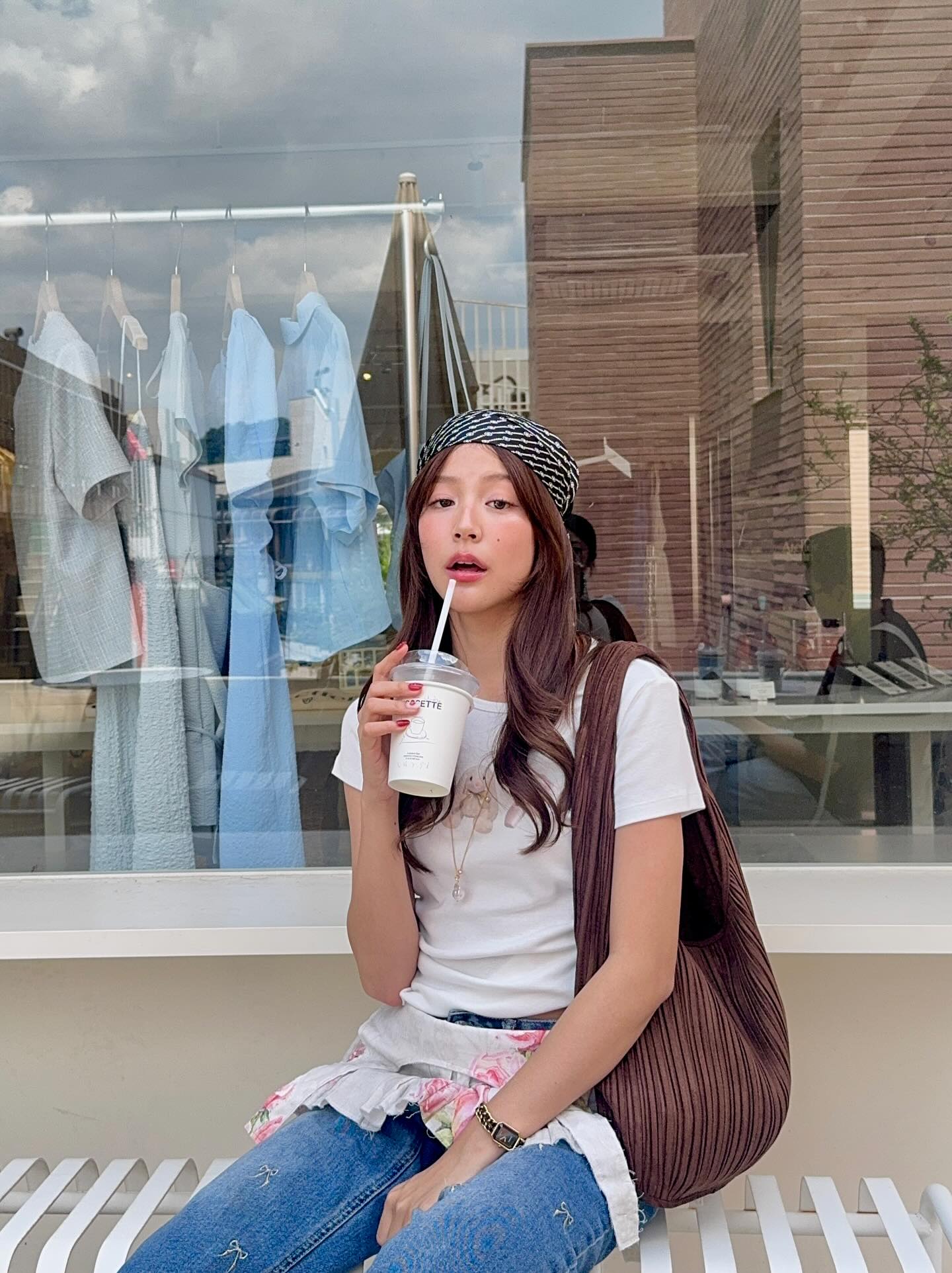 ใบปอ - ธิติยา จิระพรศิลป์