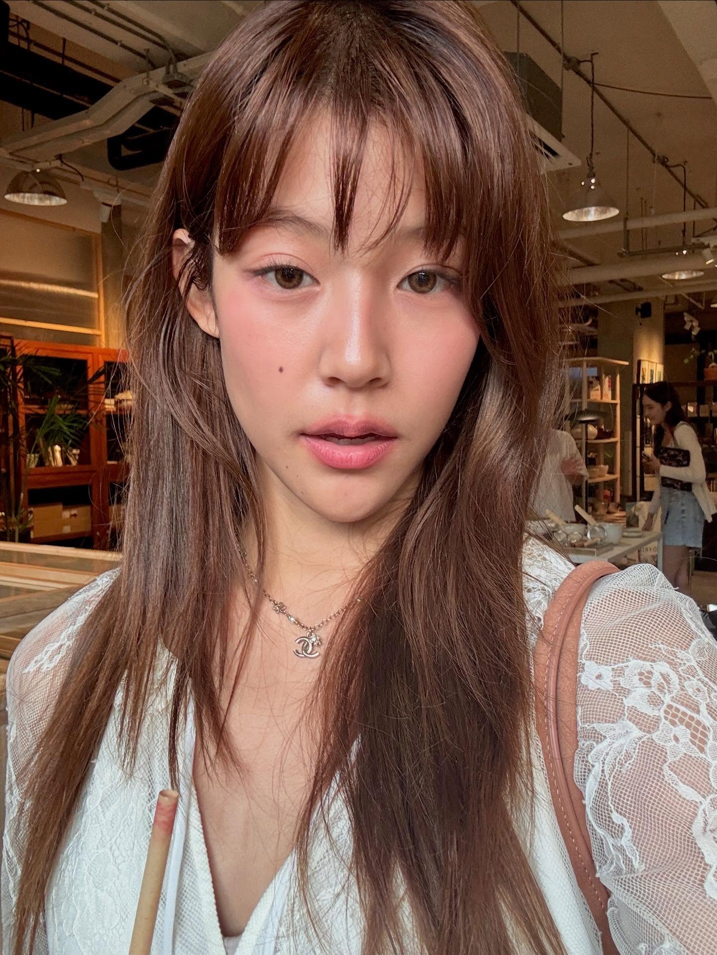 ใบปอ - ธิติยา จิระพรศิลป์