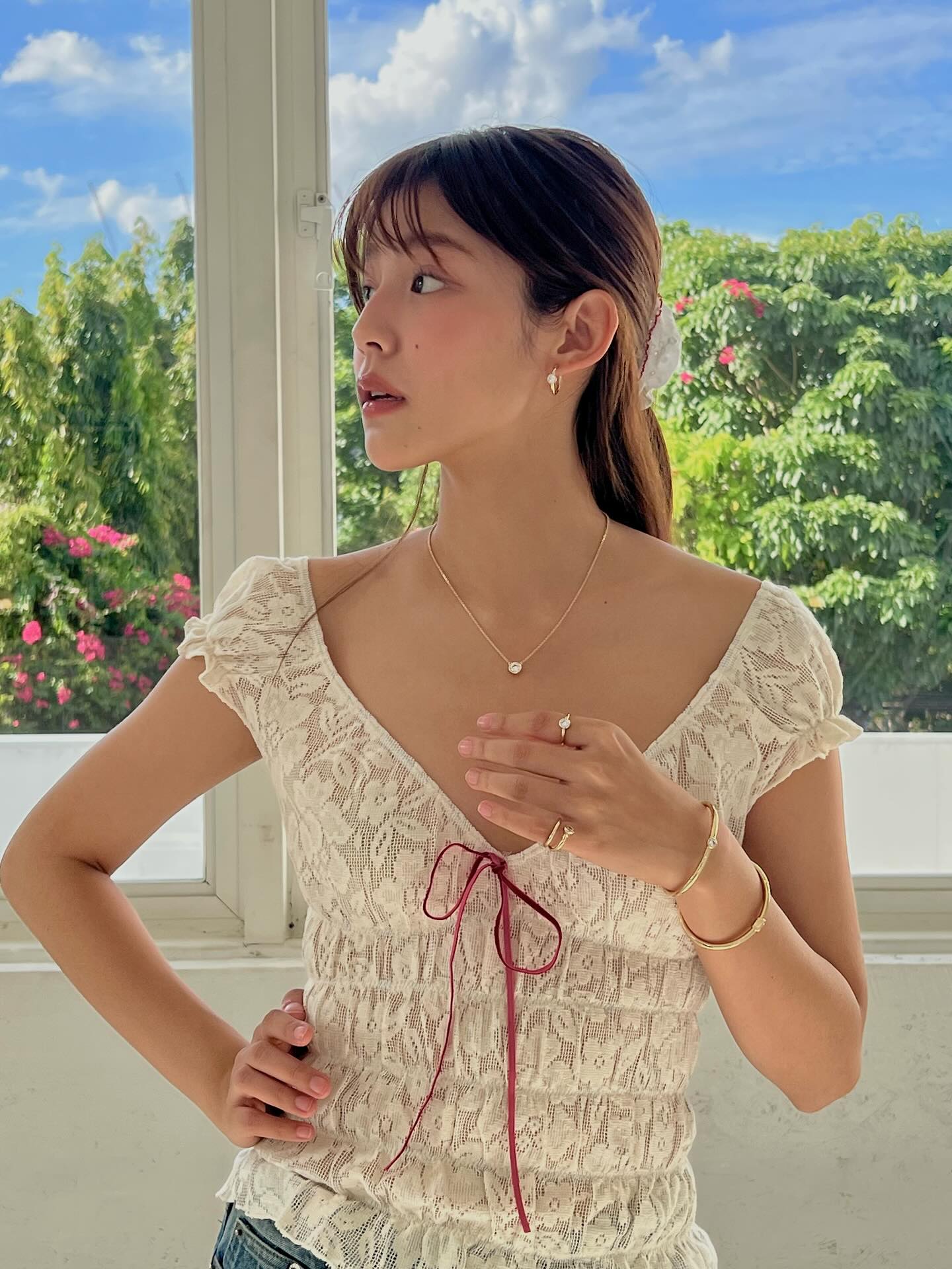 ใบปอ - ธิติยา จิระพรศิลป์
