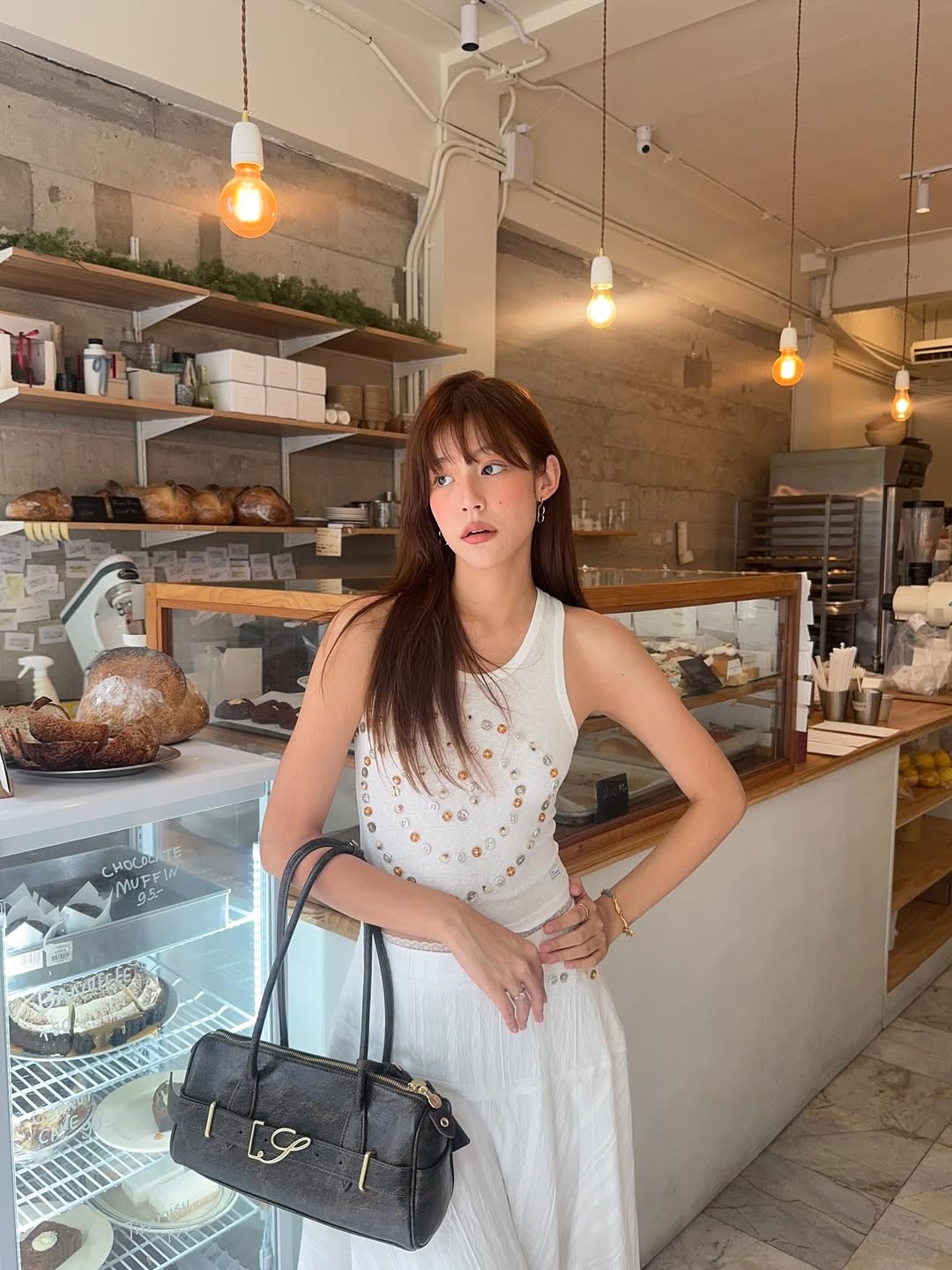 ใบปอ - ธิติยา จิระพรศิลป์