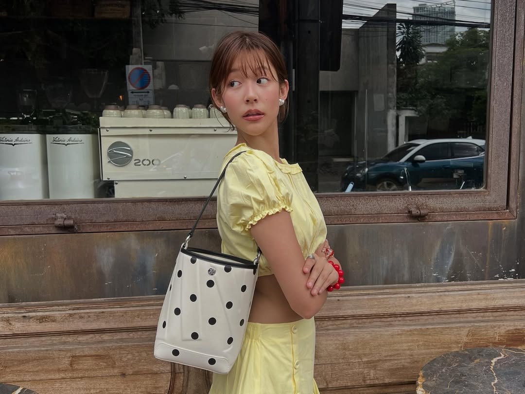 ใบปอ - ธิติยา จิระพรศิลป์