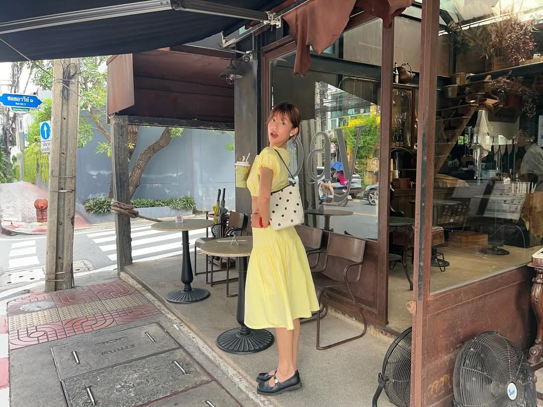 ใบปอ - ธิติยา จิระพรศิลป์