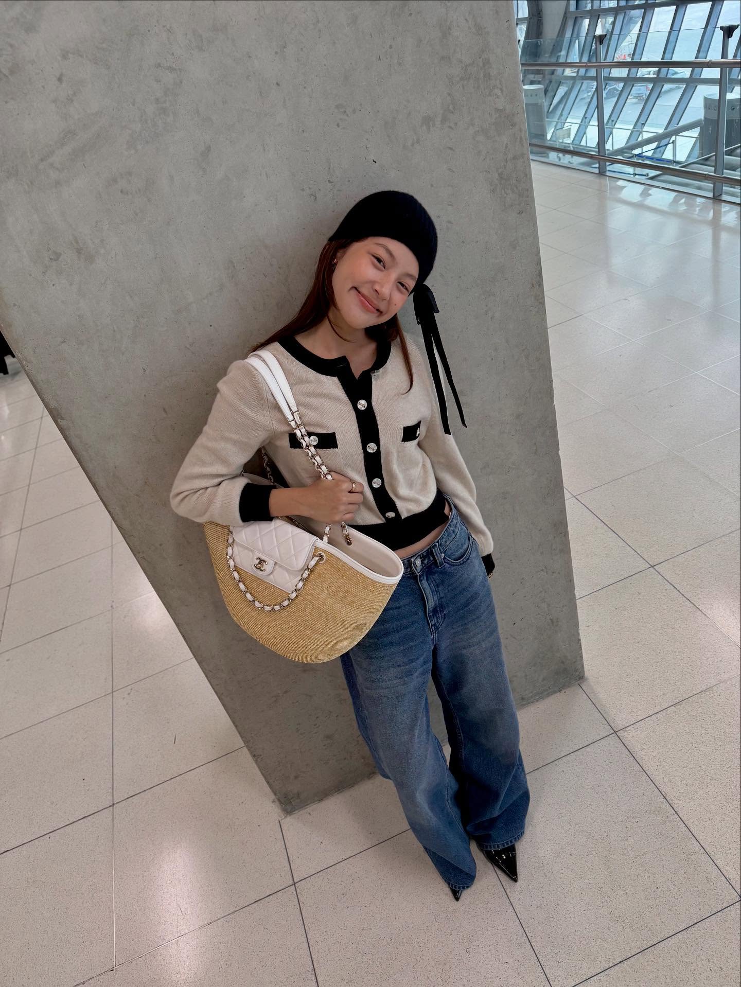 ใบปอ - ธิติยา จิระพรศิลป์