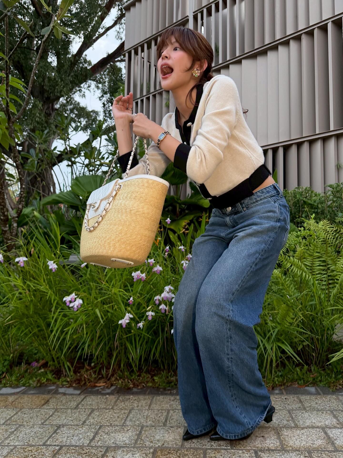 ใบปอ - ธิติยา จิระพรศิลป์