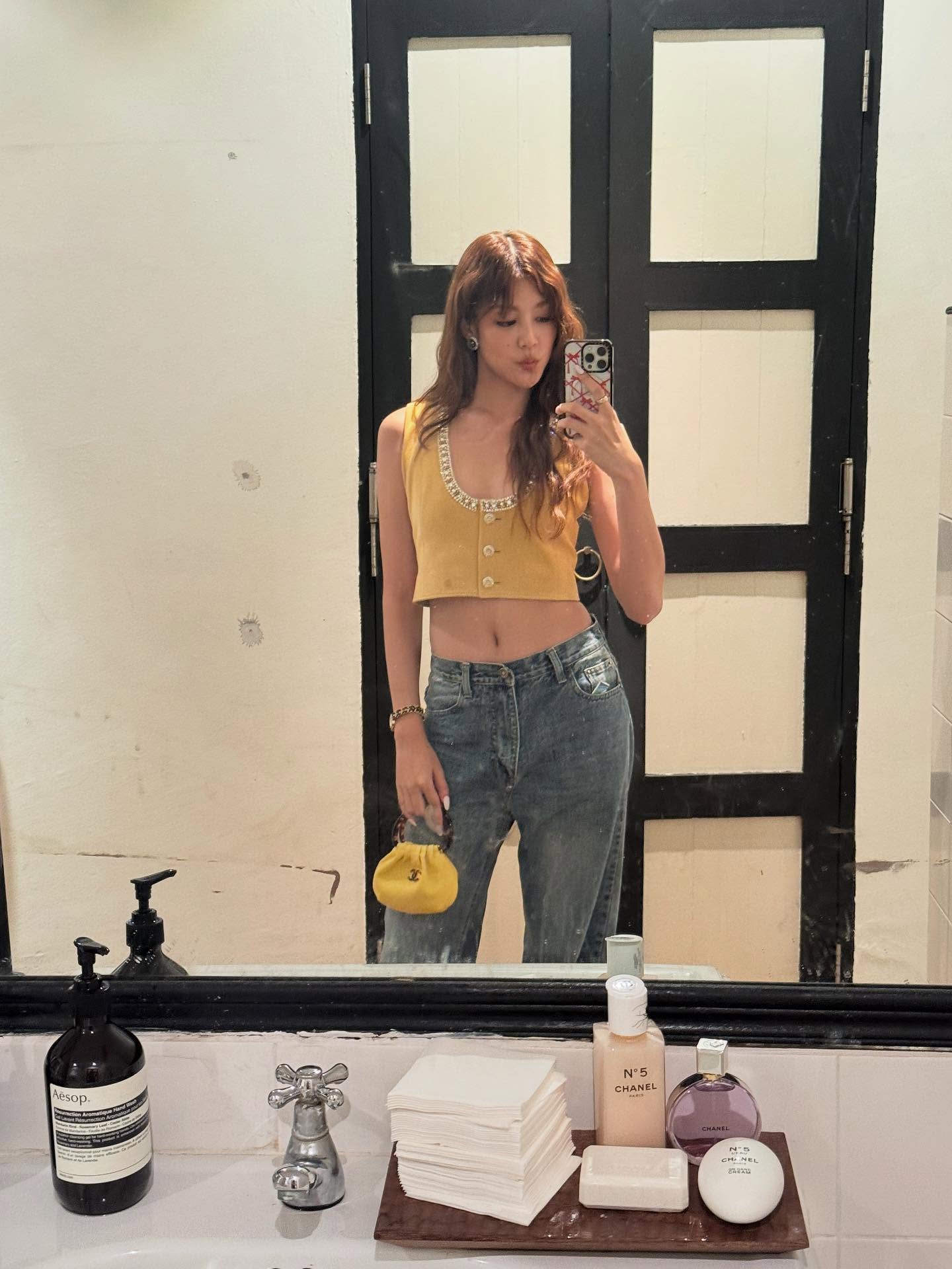 ใบปอ - ธิติยา จิระพรศิลป์