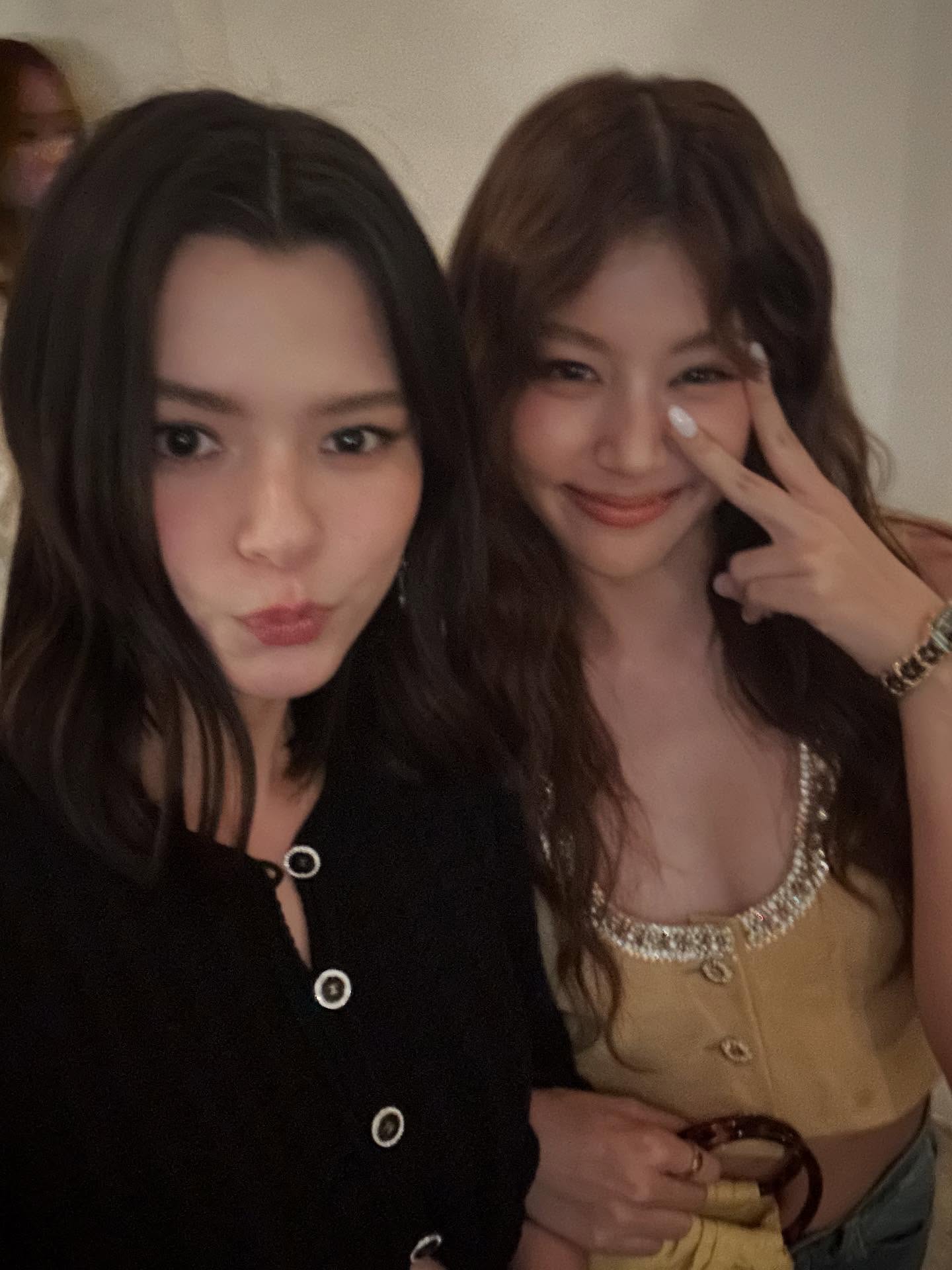 ใบปอ - ธิติยา จิระพรศิลป์