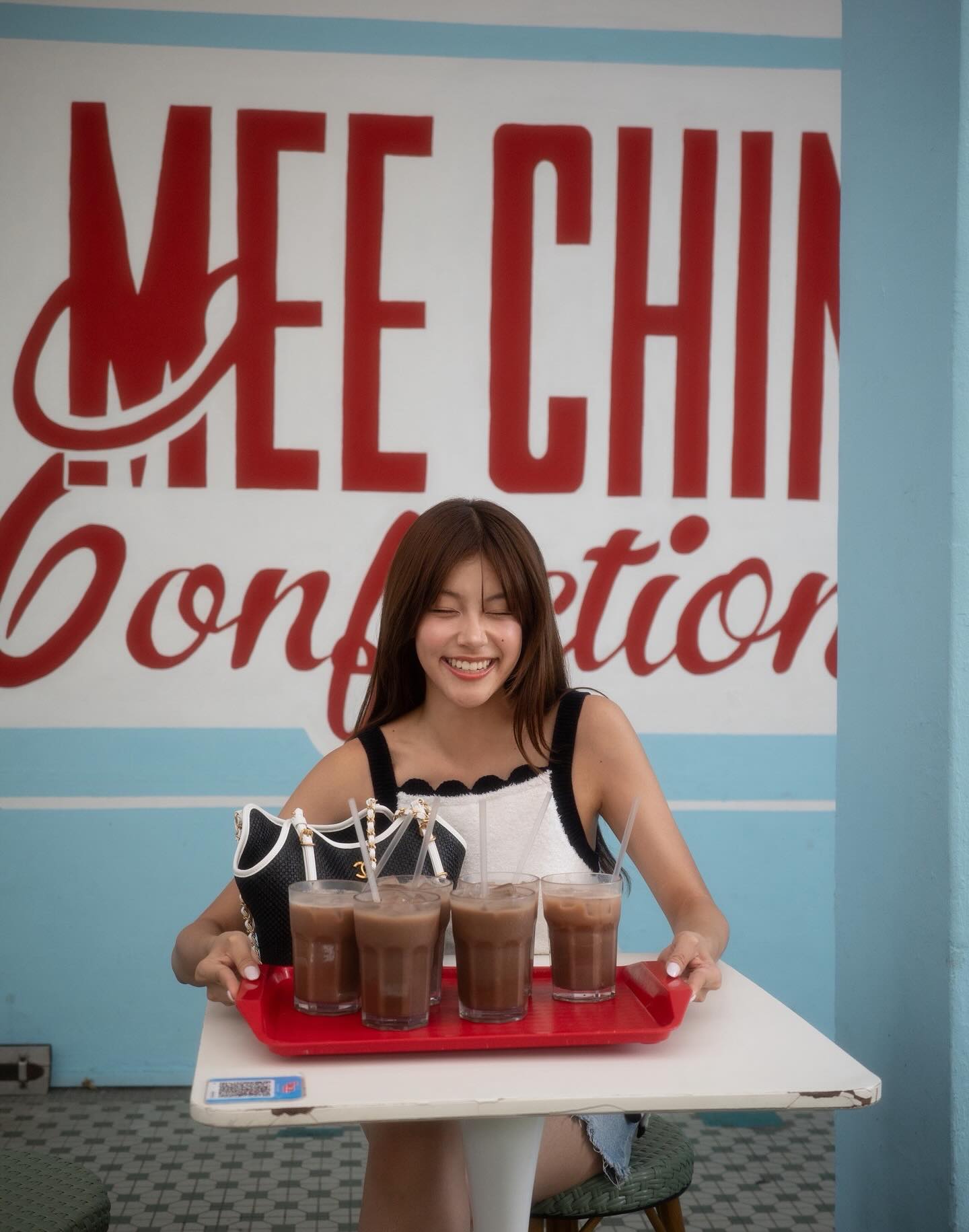 ใบปอ - ธิติยา จิระพรศิลป์