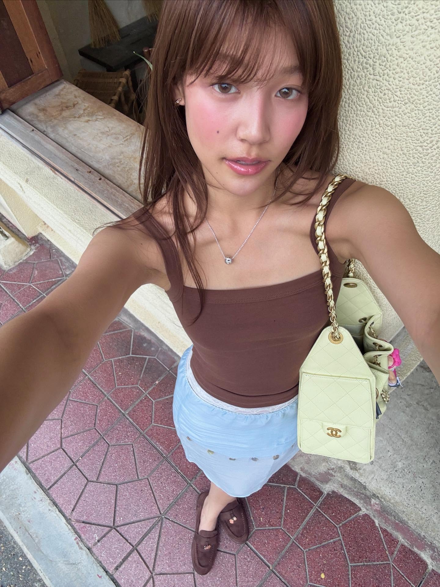 ใบปอ - ธิติยา จิระพรศิลป์