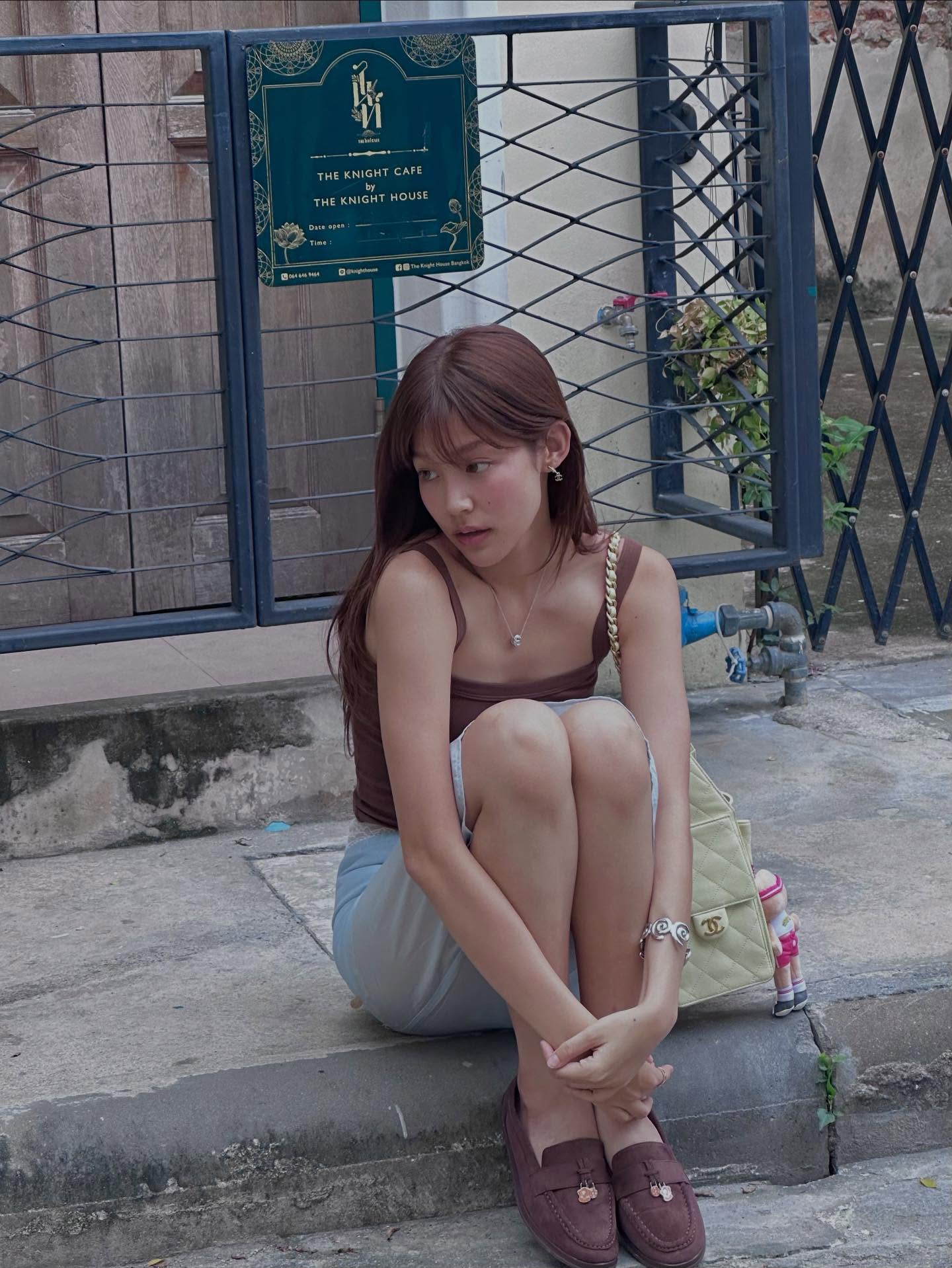 ใบปอ - ธิติยา จิระพรศิลป์