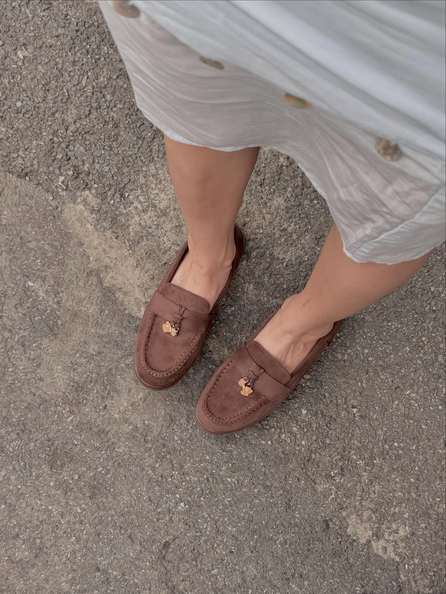 ใบปอ - ธิติยา จิระพรศิลป์