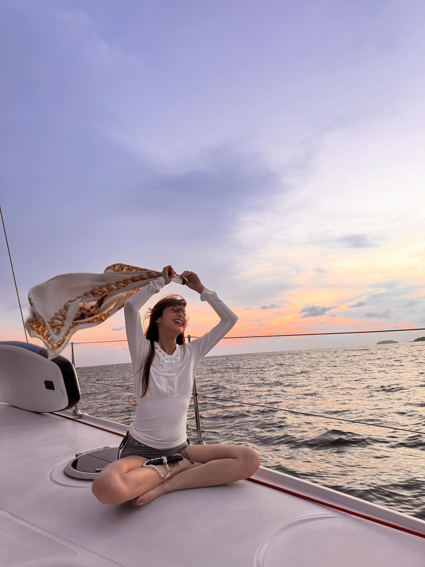 ใบปอ - ธิติยา จิระพรศิลป์