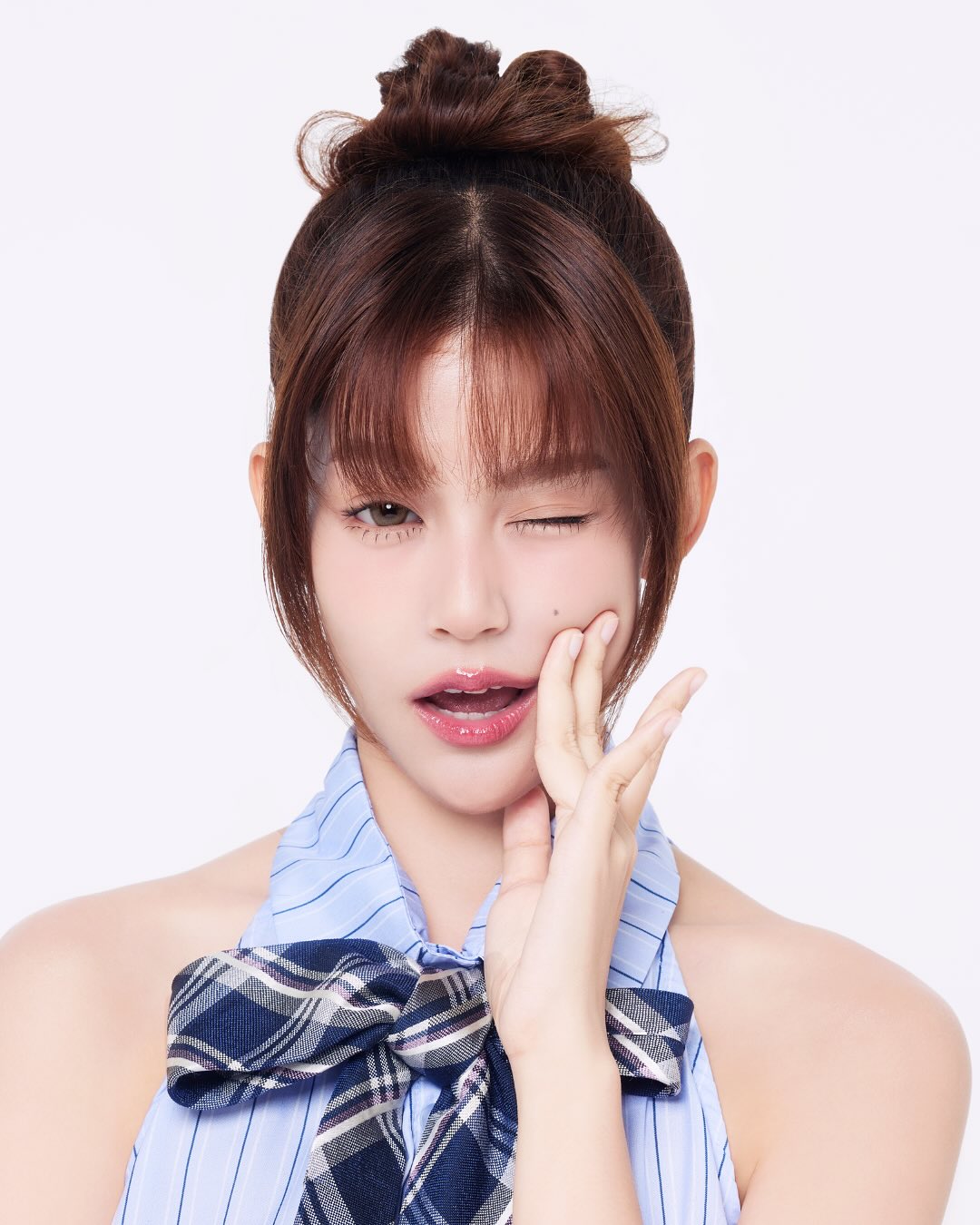 ใบปอ - ธิติยา จิระพรศิลป์