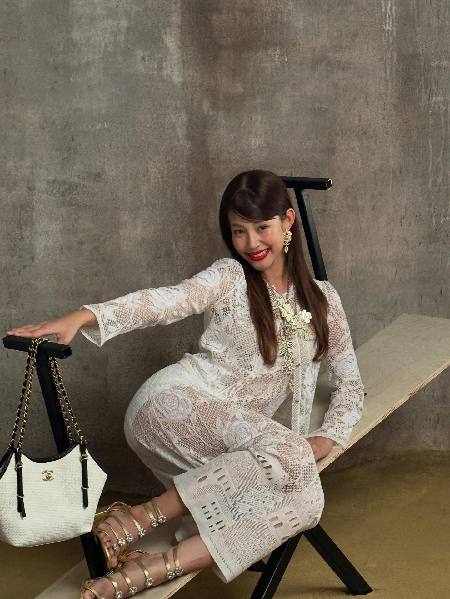 ใบปอ - ธิติยา จิระพรศิลป์