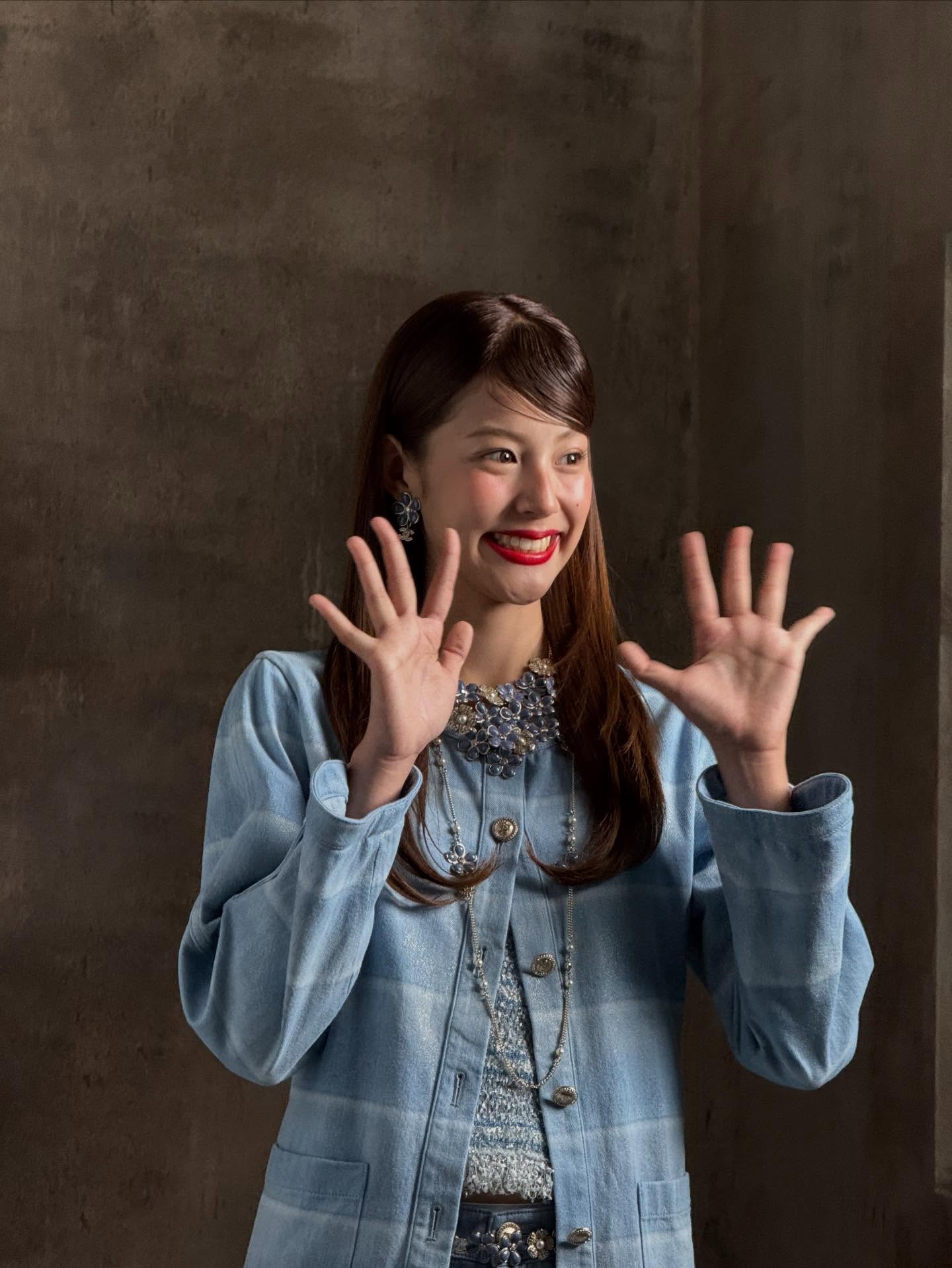 ใบปอ - ธิติยา จิระพรศิลป์