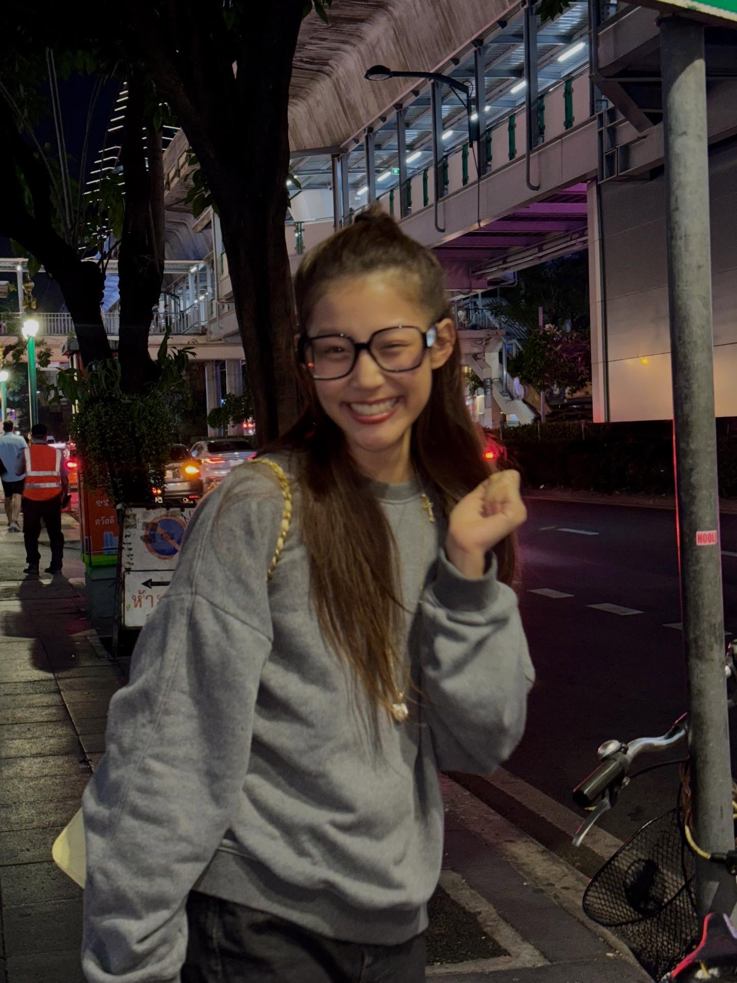 ใบปอ - ธิติยา จิระพรศิลป์