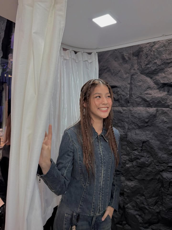 ใบปอ - ธิติยา จิระพรศิลป์