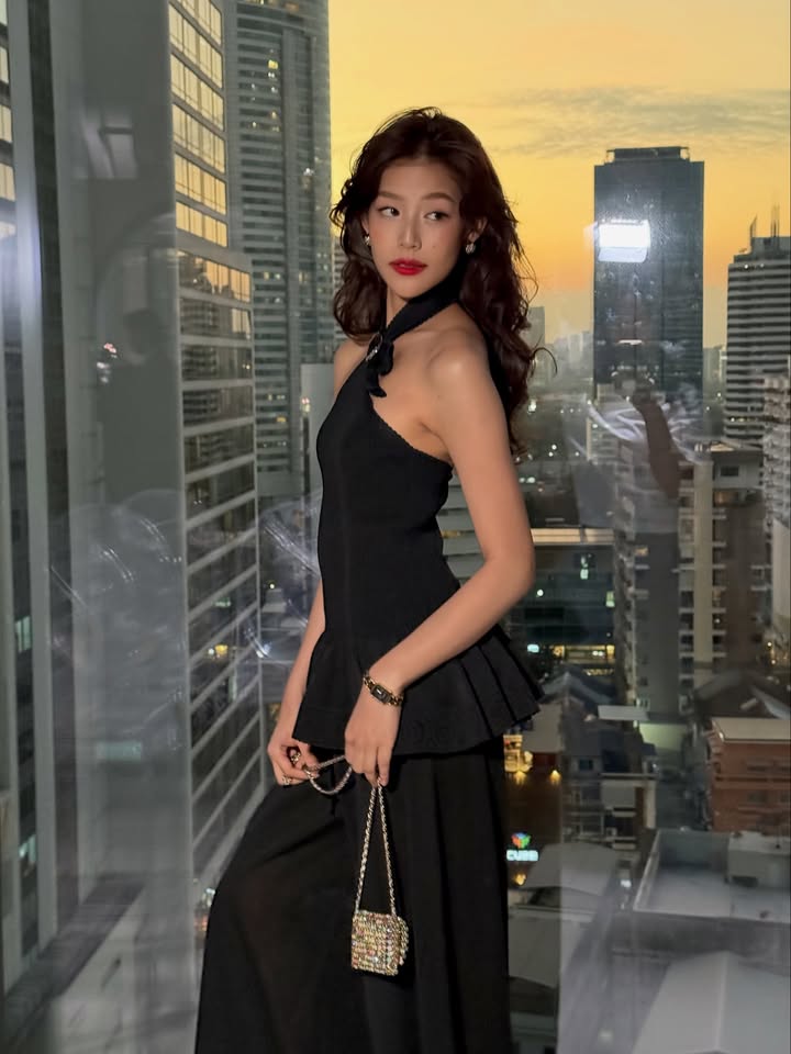 ใบปอ - ธิติยา จิระพรศิลป์