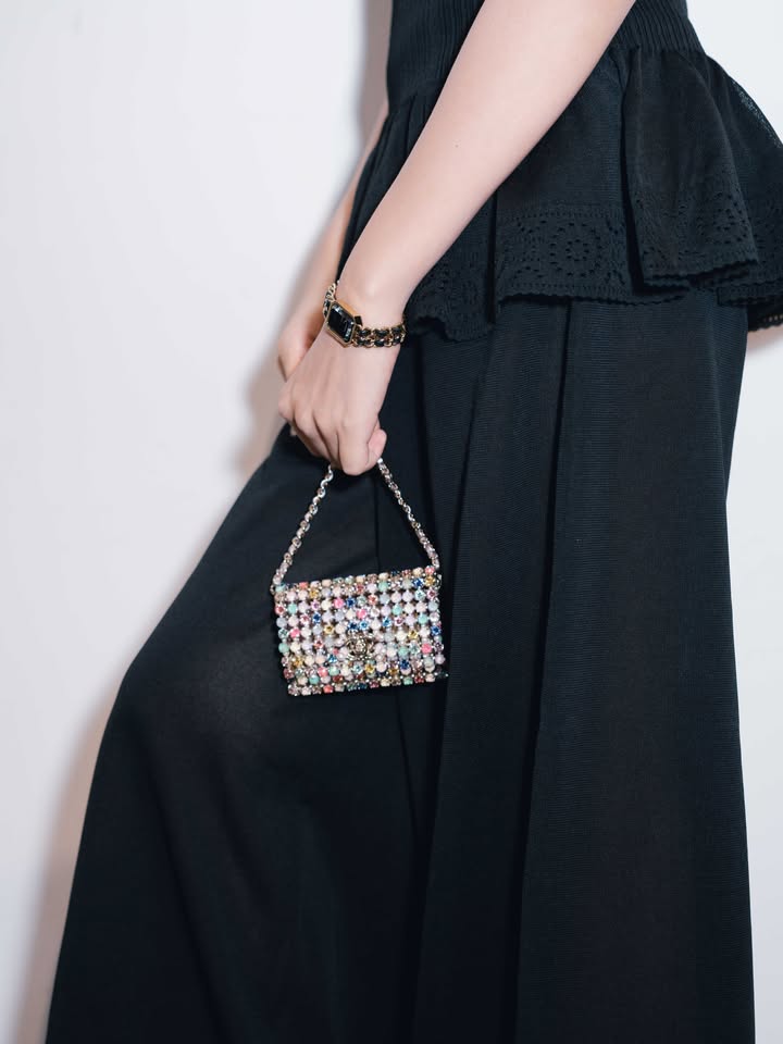 ใบปอ - ธิติยา จิระพรศิลป์