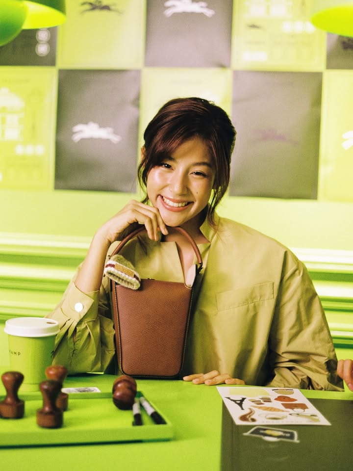 ใบปอ - ธิติยา จิระพรศิลป์