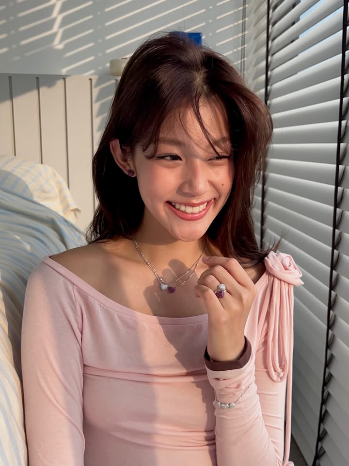 ใบปอ - ธิติยา จิระพรศิลป์