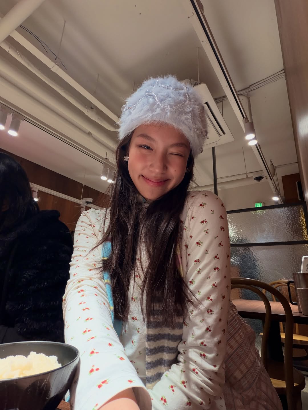 ใบปอ - ธิติยา จิระพรศิลป์